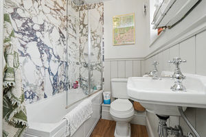 Photo 7- click for photo gallery